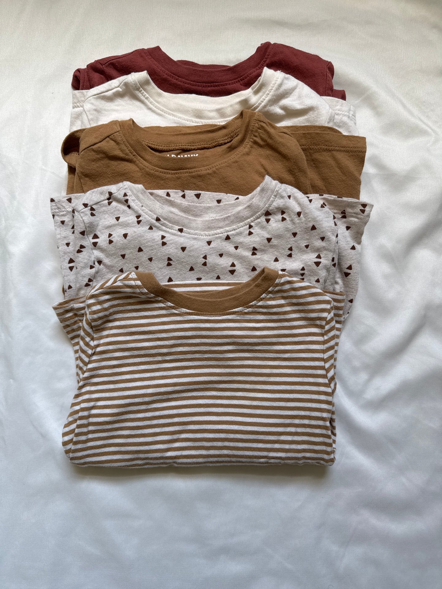 Seller #127 Old Navy long sleeve shirt bundle Girls Size 3T