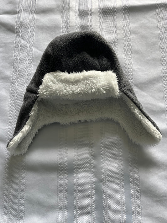 # 29 0-6 mo boys winter hat EUC