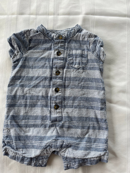 #29 3 mo Boys  Carters short romper EUC