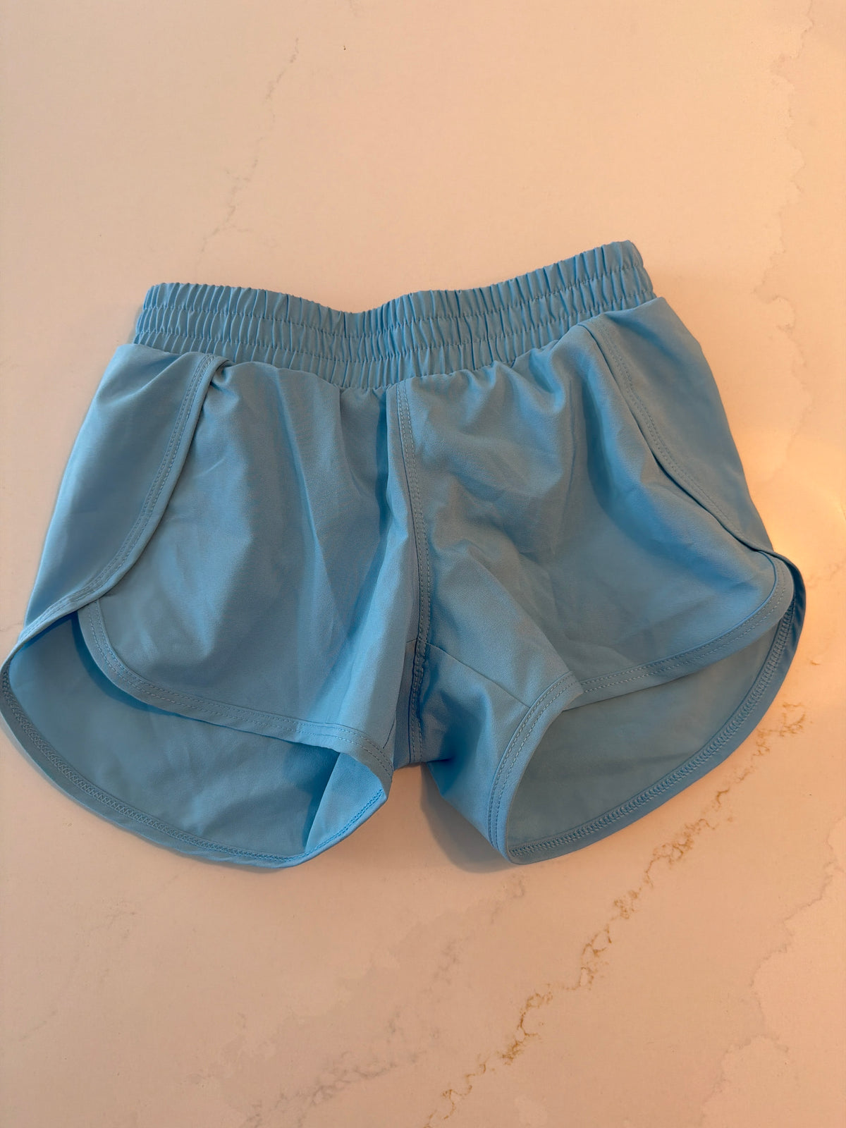 #133 girls XS 4/5 all in motion shorts w/ built in underwear