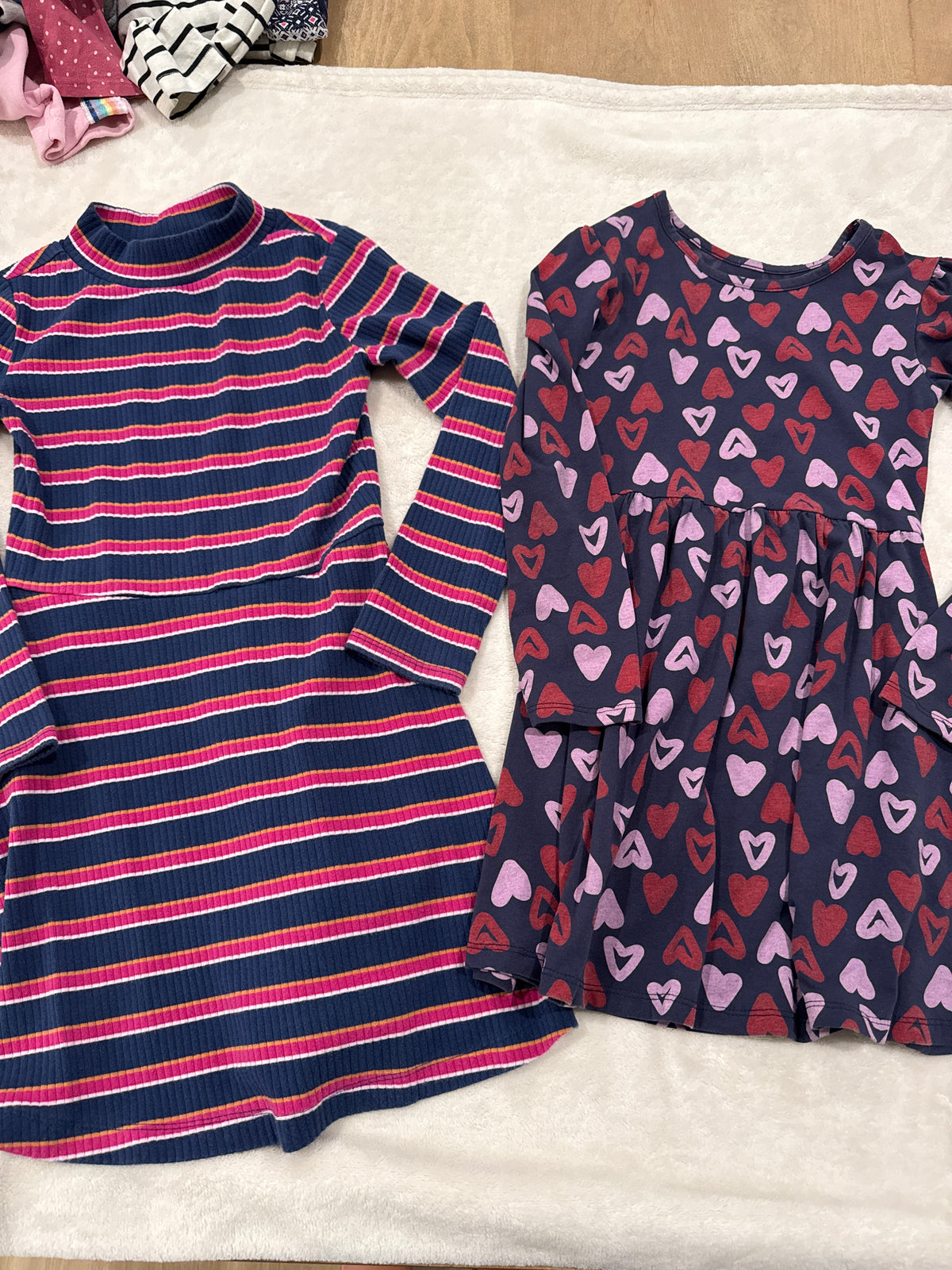 #81 Girls 6 Carters stripe and falls creek heart dresses