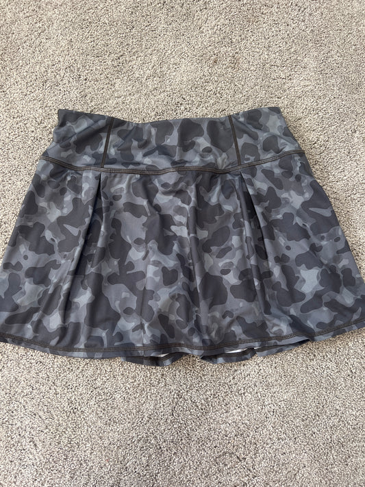 #99 Women’s Athletic Skort EUC Size S