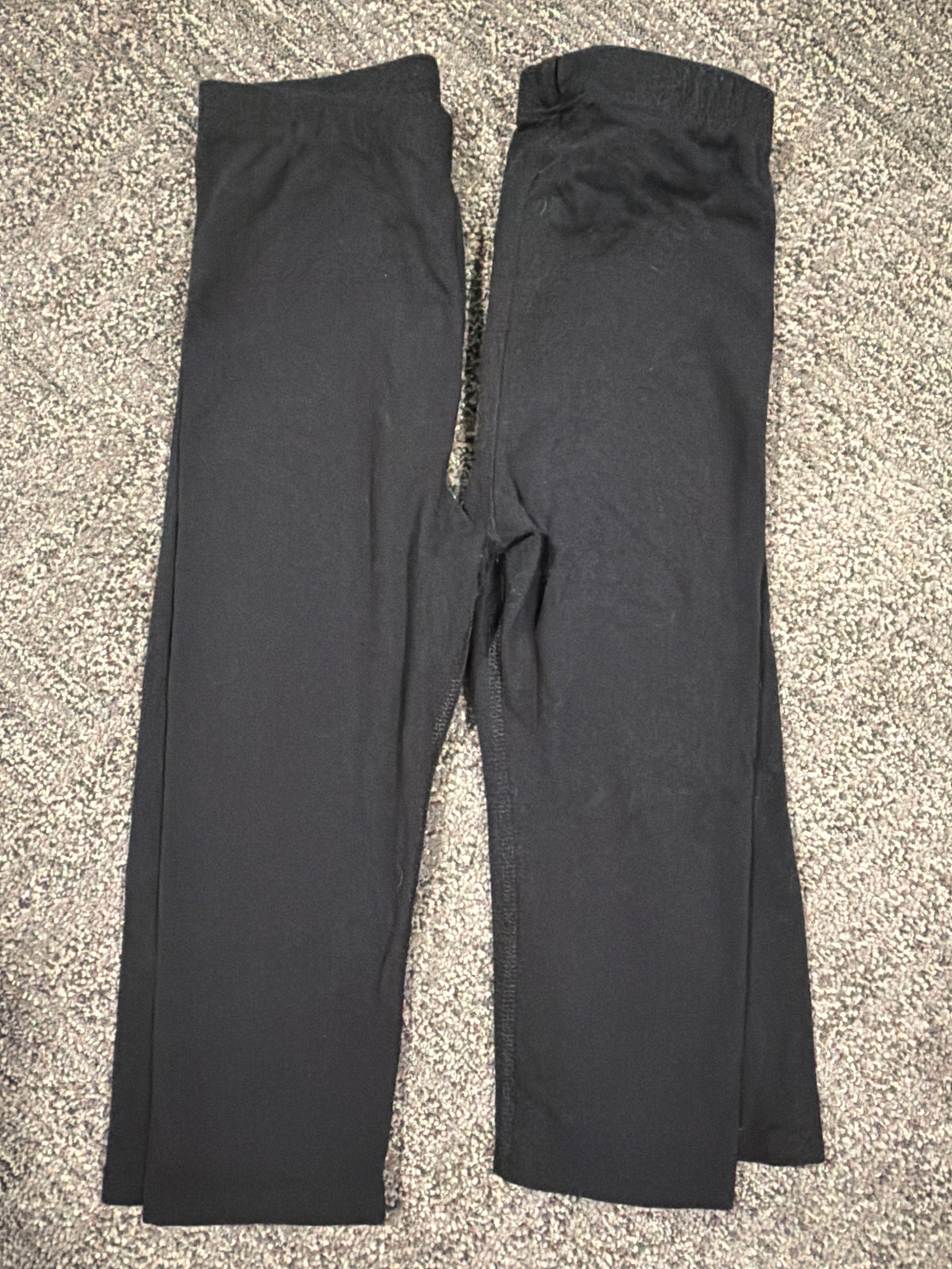 #133 cat & jack 4T cropped leggings