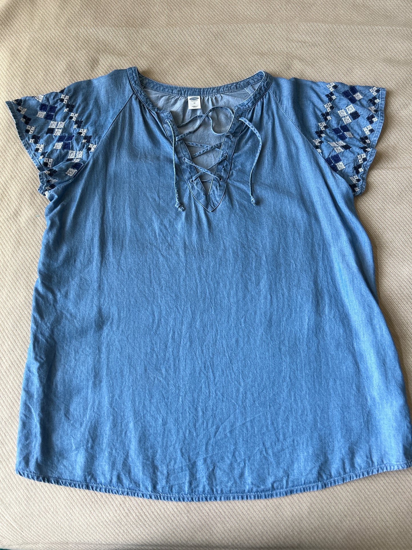 Old Navy/Women’s Chambray Top/Size M