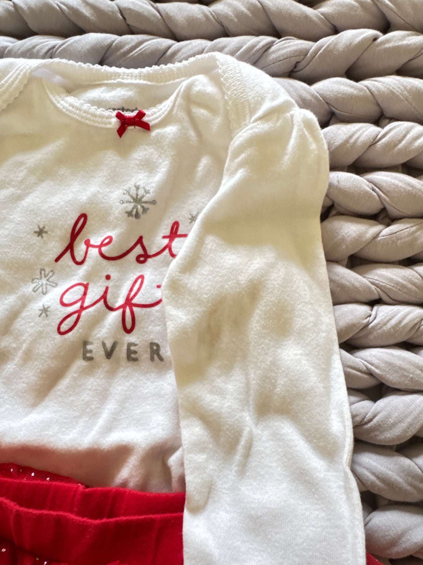 Seller #127 Carter’s Christmas onesie & tutu leggings Girls Size 12m