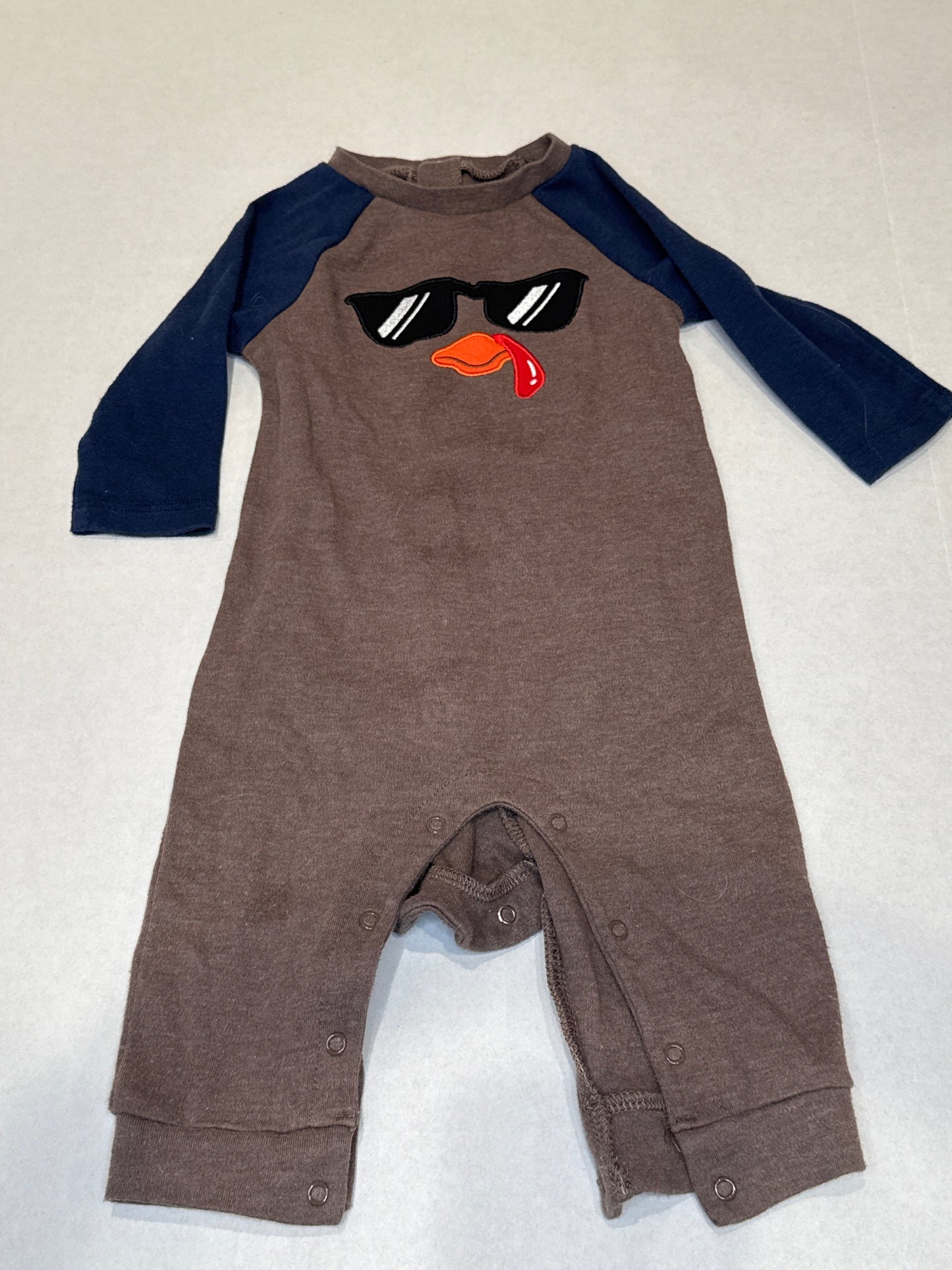 #44 turkey john john 6-9 mo