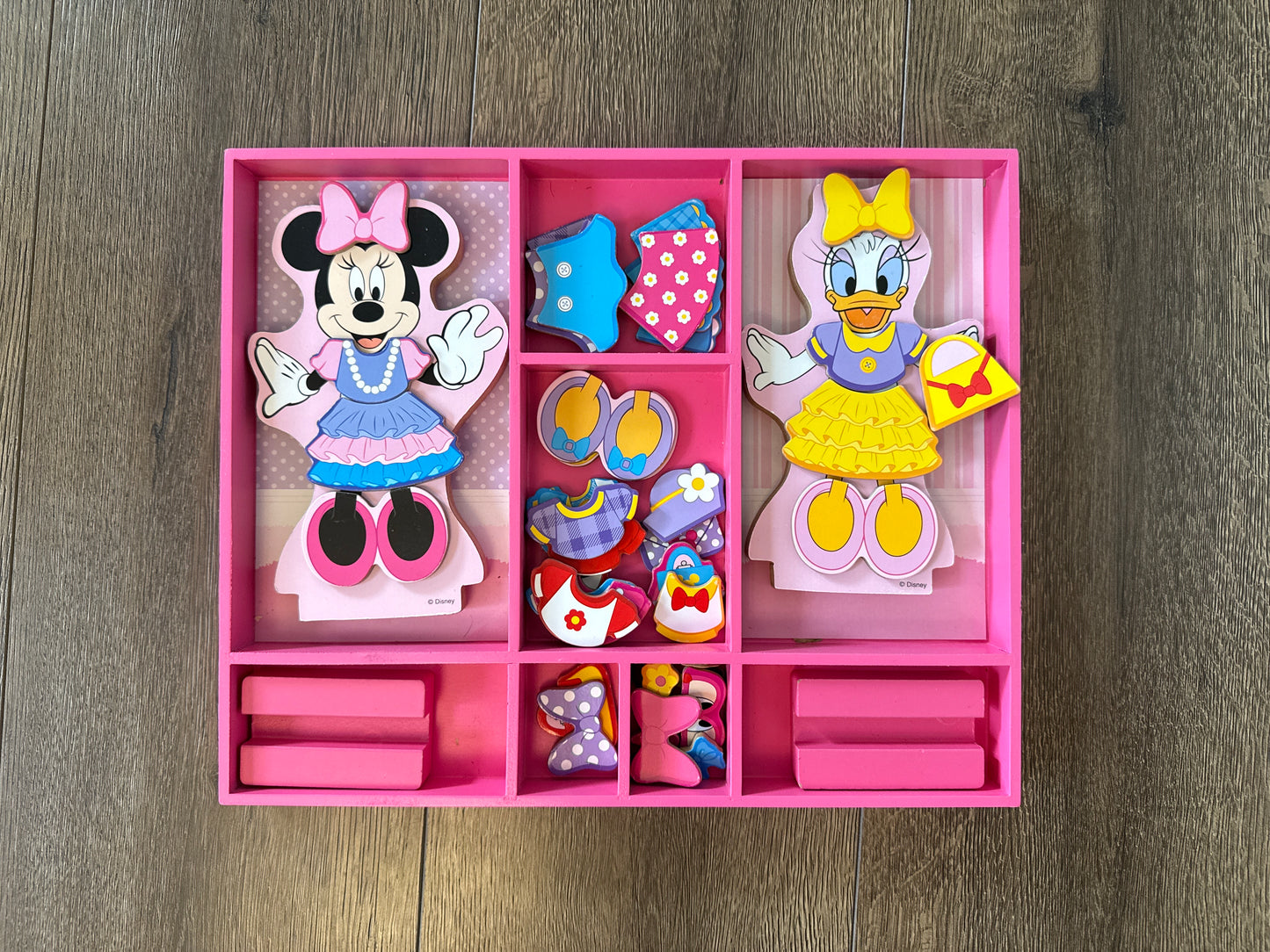 #173 Melissa and Doug Minnie + Daisy wooden dress up