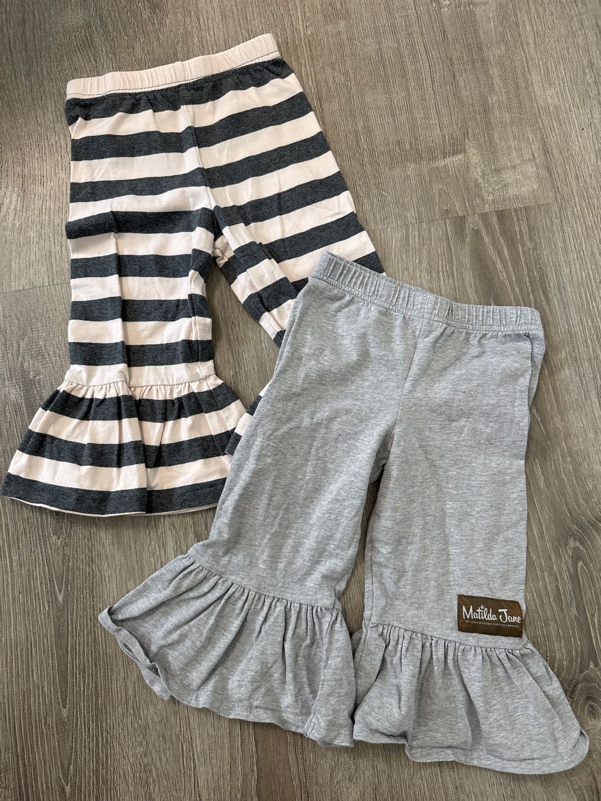 #149 Girls Matilda Jane size 2 big ruffles