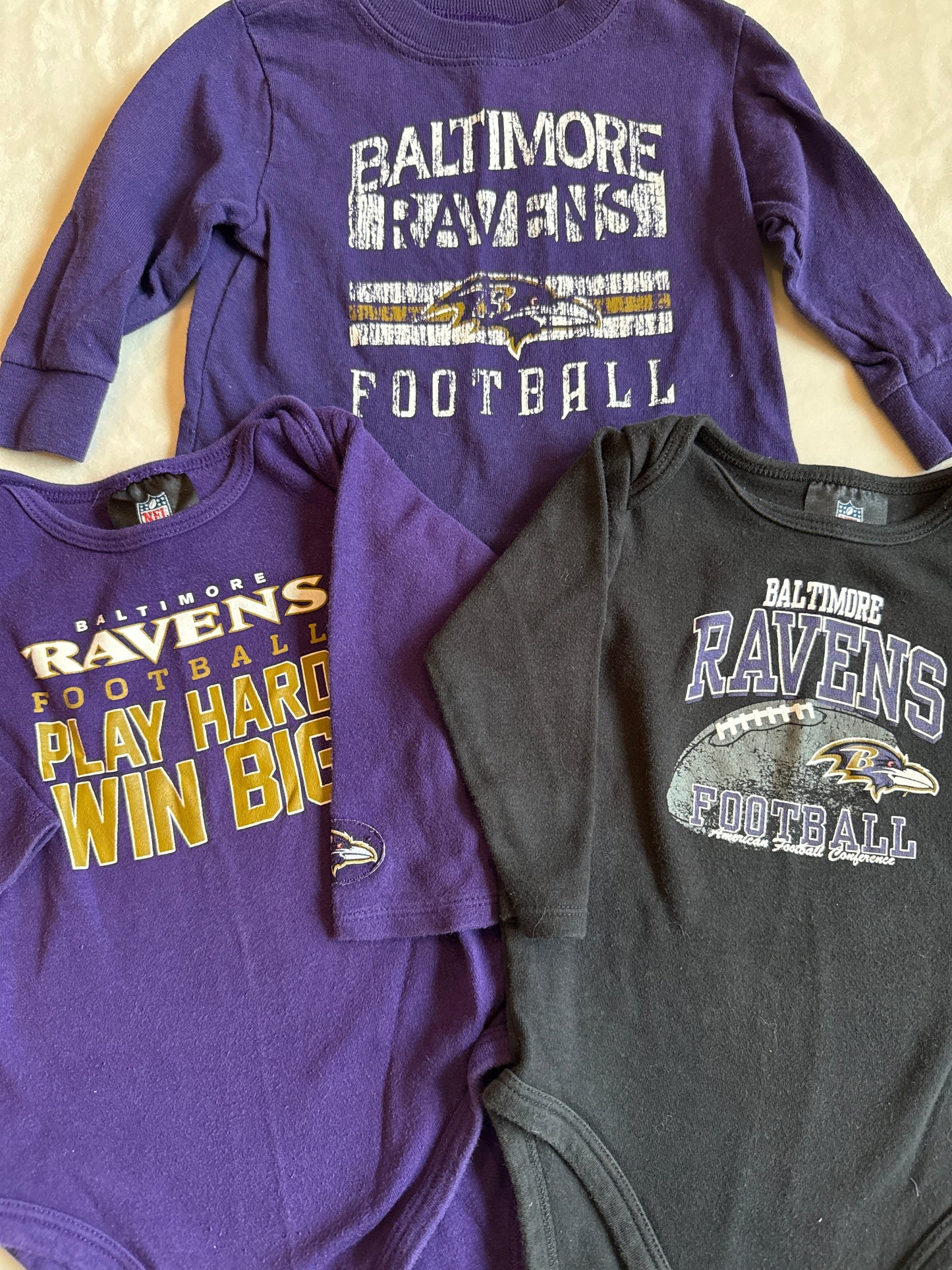 Seller #216, Baltimore Ravens tshirt and set of onesies, VGUC 6-12 months