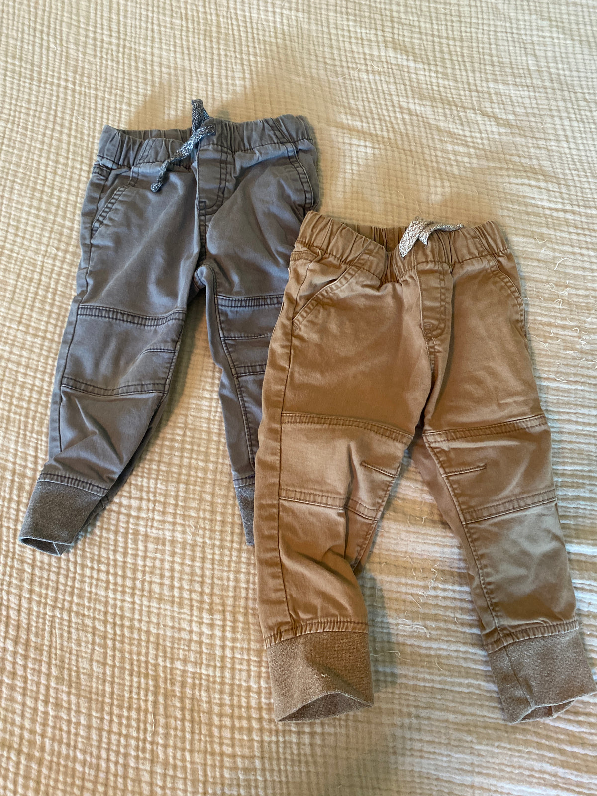 #63-Cat and Jack 18 month pants