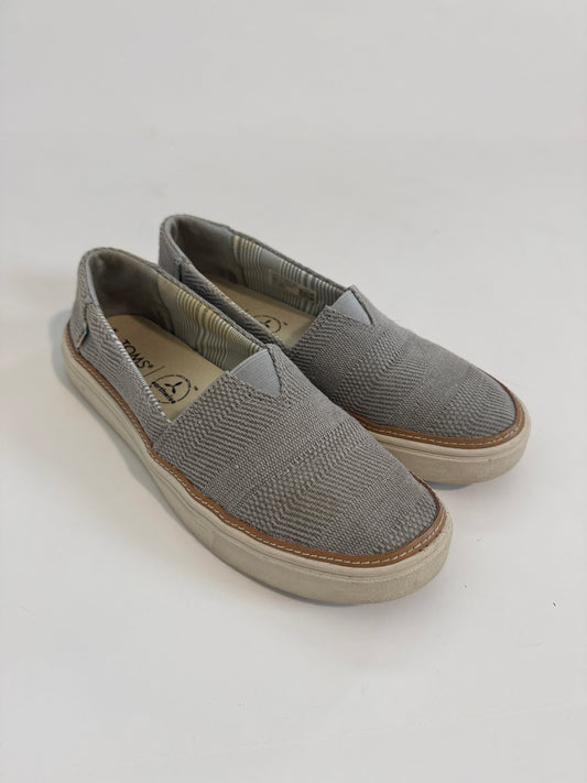 #64 Toms Slip On Size 7