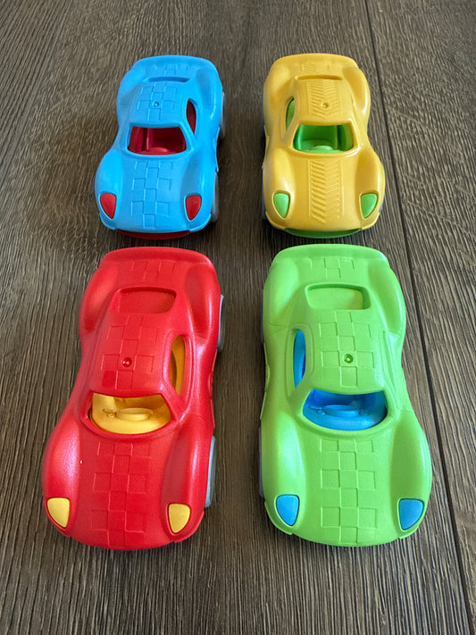 #173 Green Toys stack and link race cars