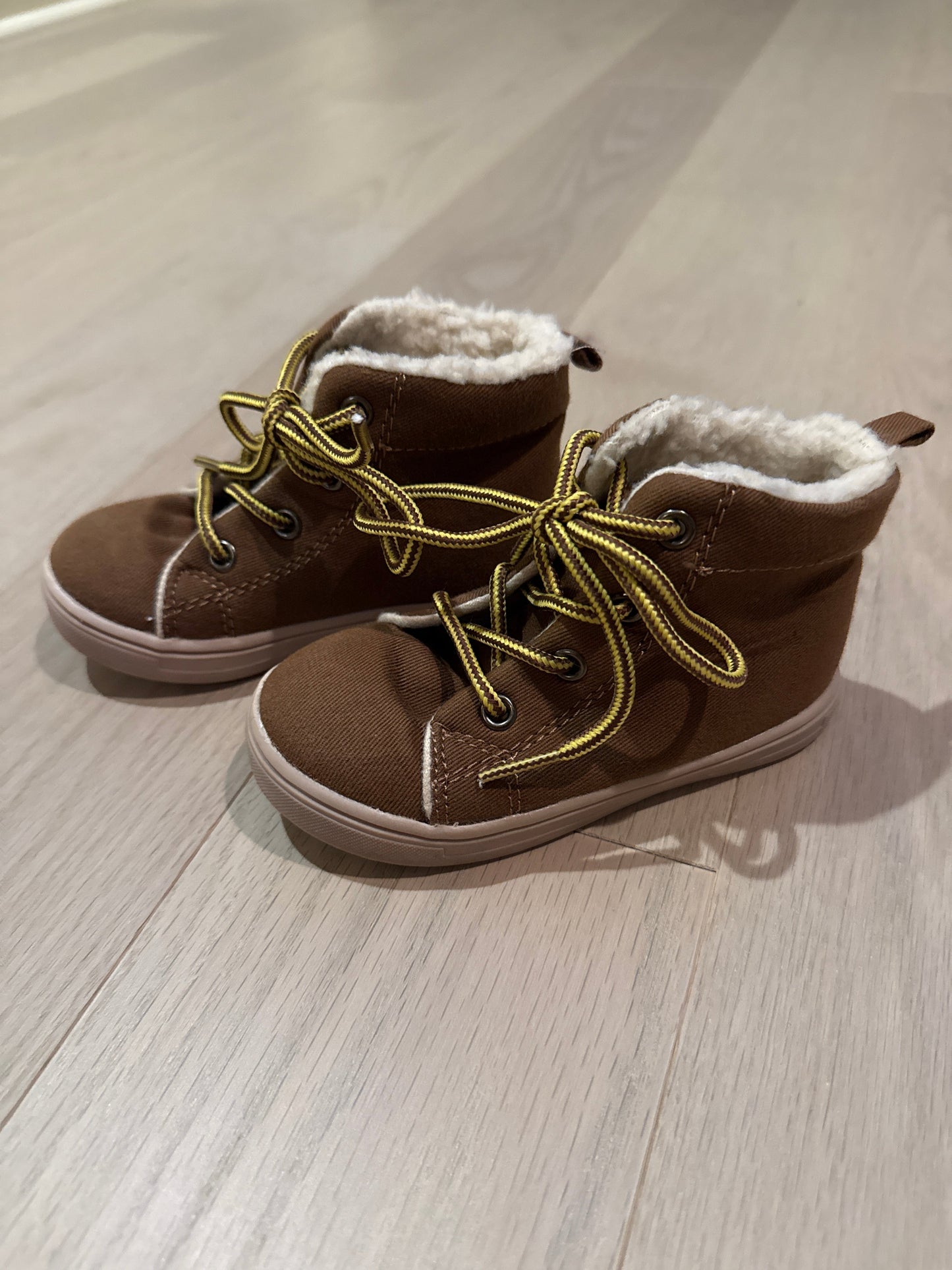 Seller #216 Boys Carters sz 7 brown boots NWOT