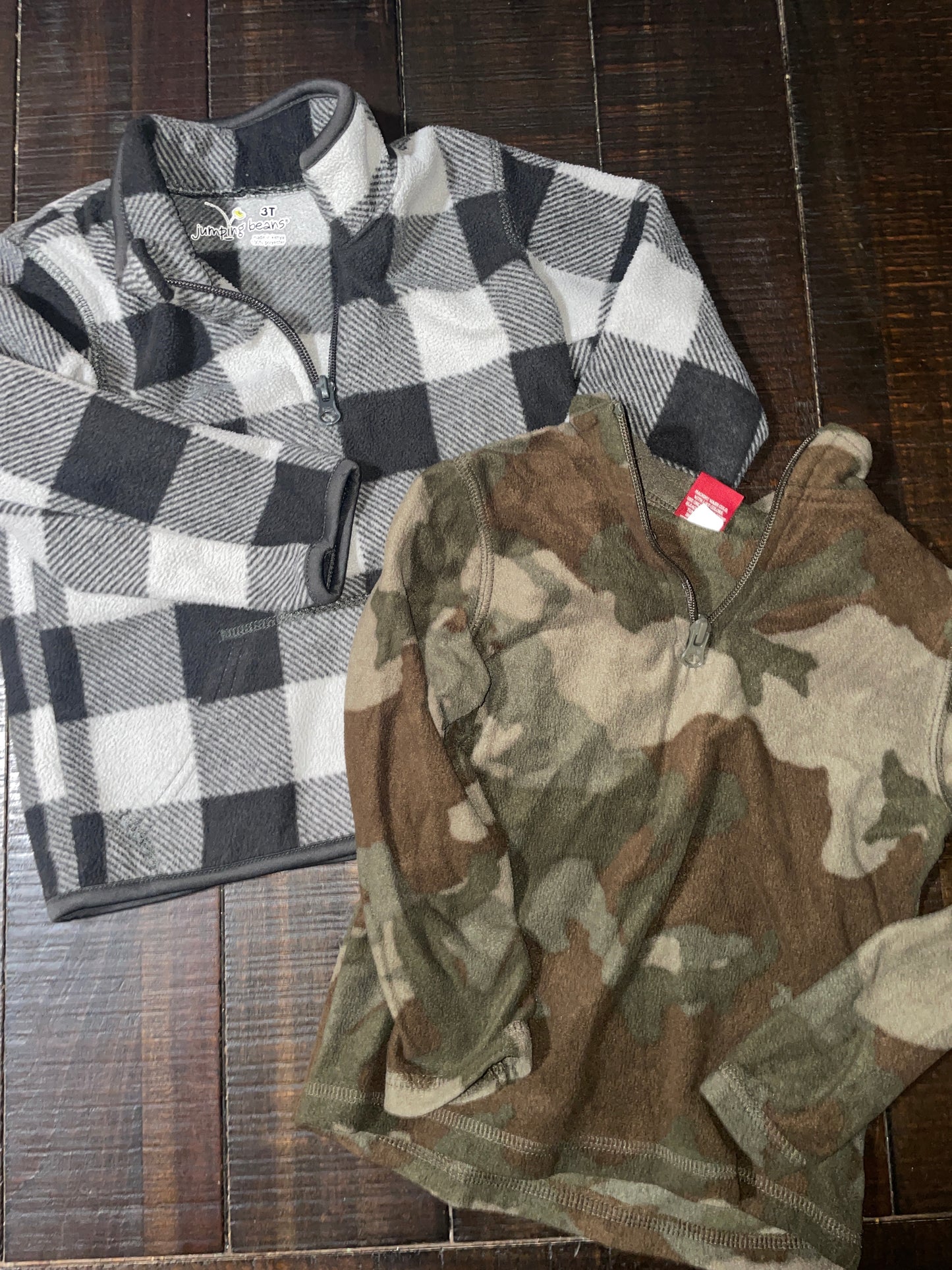 Seller #121 Boys 3t quarter zip fleece pullover (2)