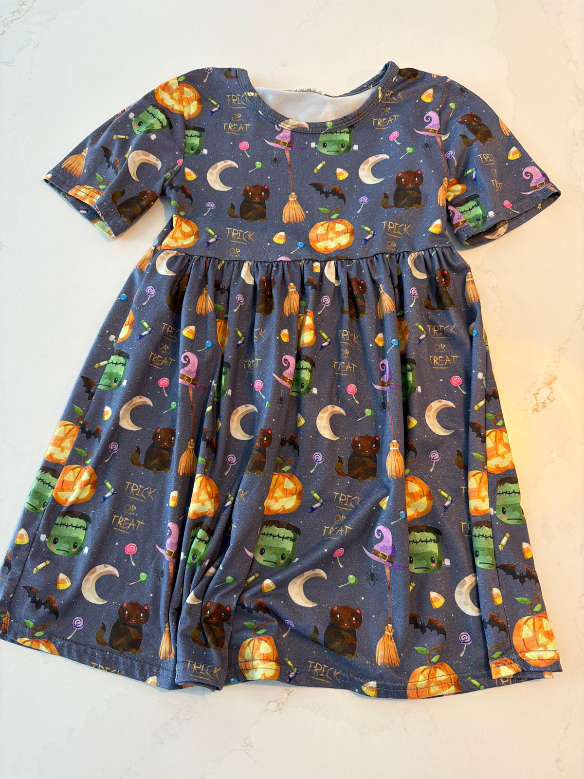 #133 Halloween dress 5-6t