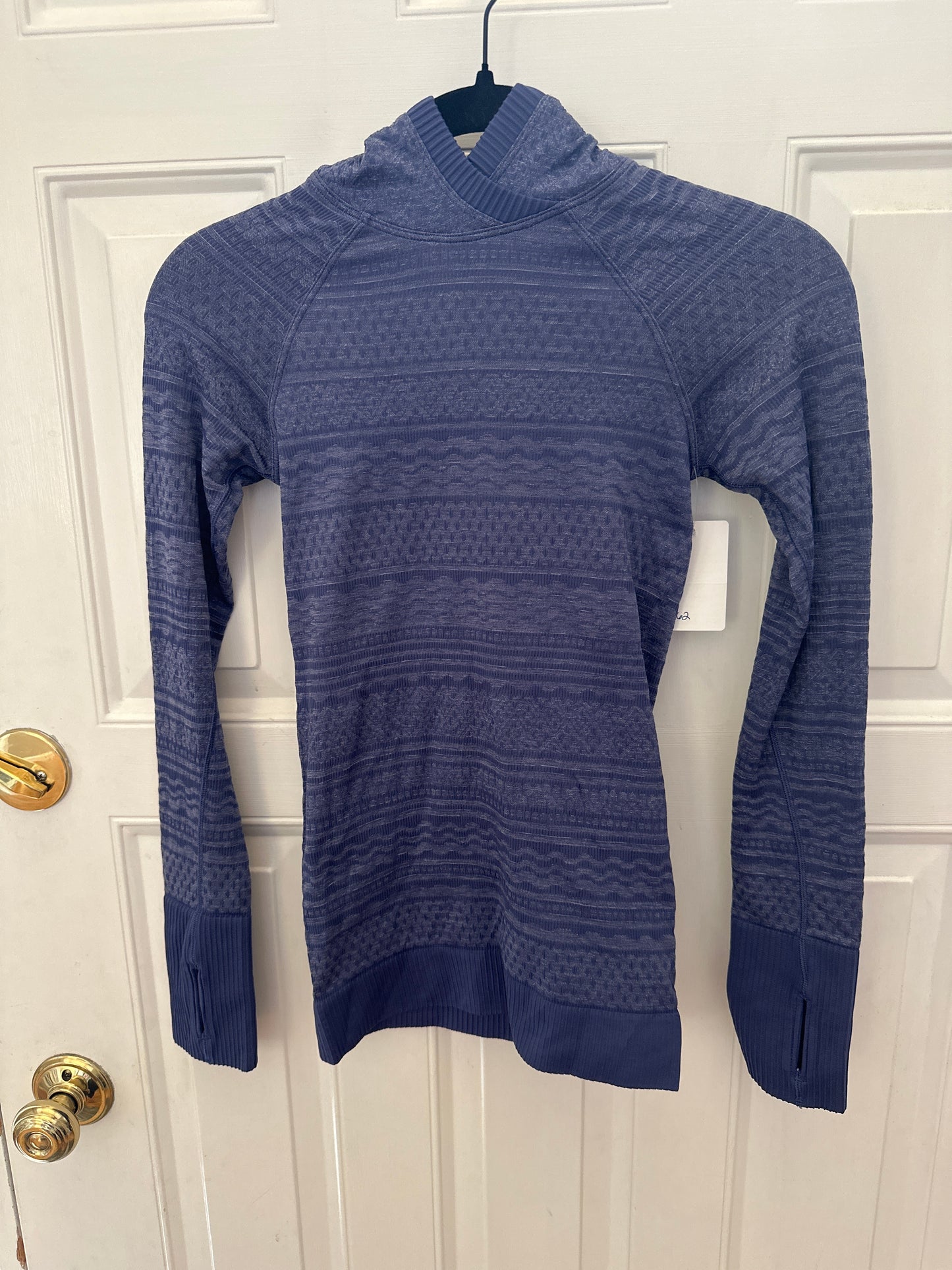 #81A REDUCED Lululemon Sz 2 Hooded Swiftly Periwinkle Shirt Similar to Swiftly