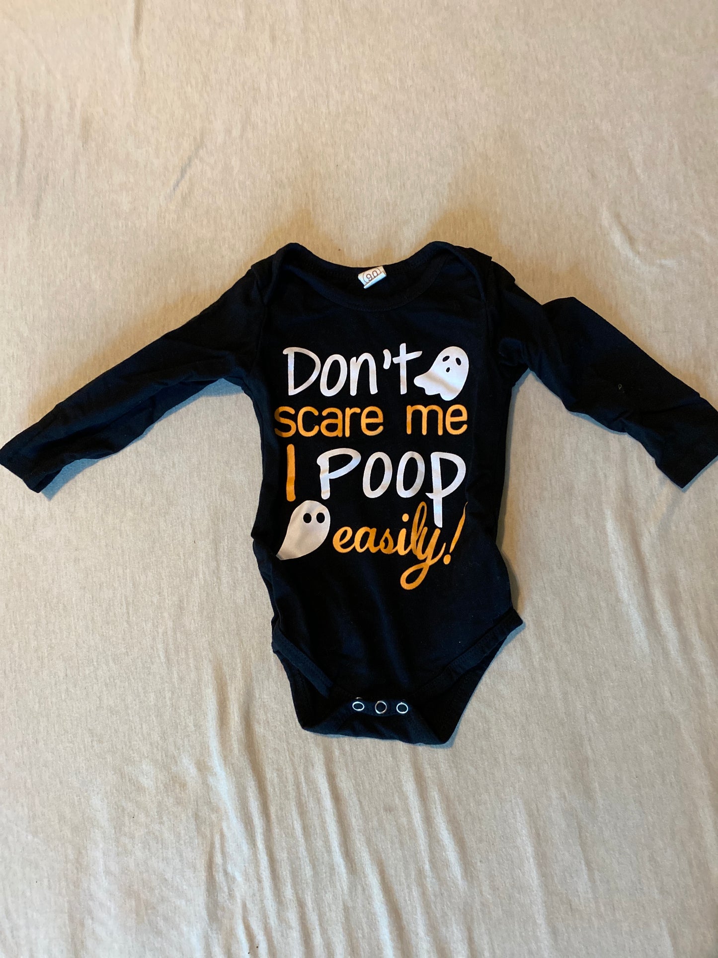 Seller #86 Halloween long sleeve onesie (6-9 month)