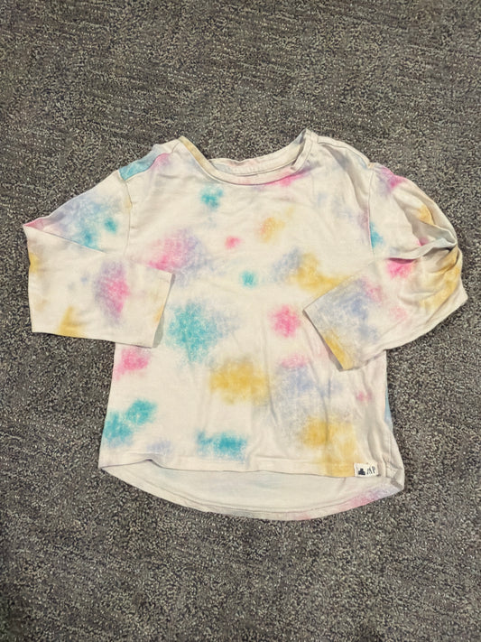 #133 Gap girls long sleeve tee size 4