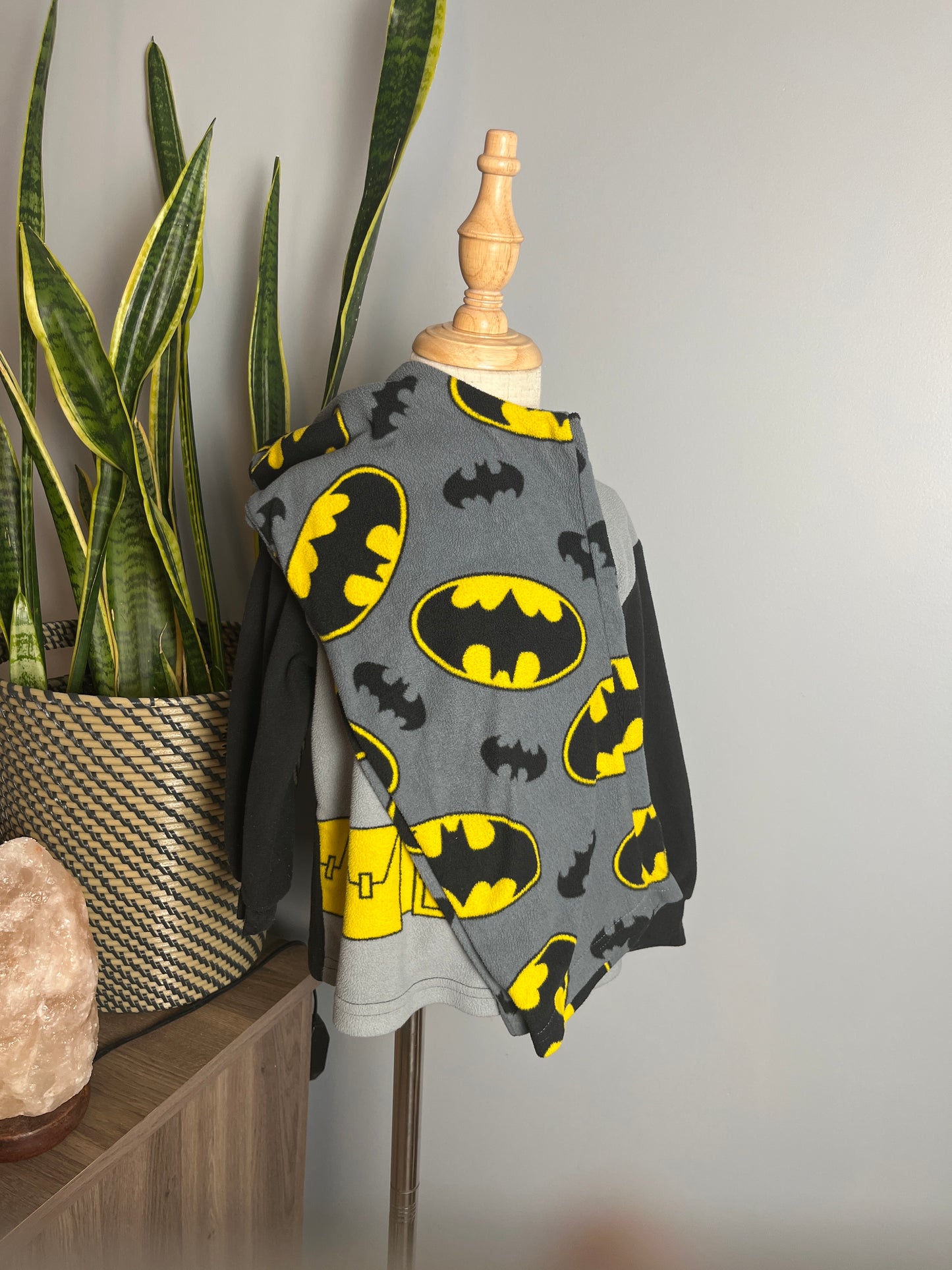 4T Batman Fleece Pajamas EUC!