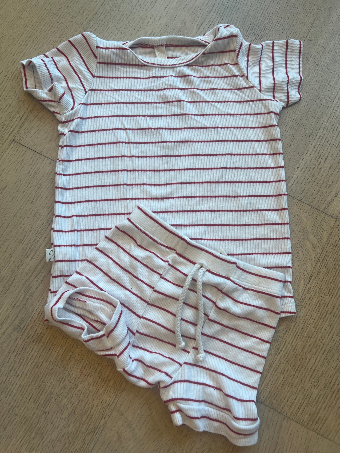 80b18-24 month red white stripes childhood clothing set