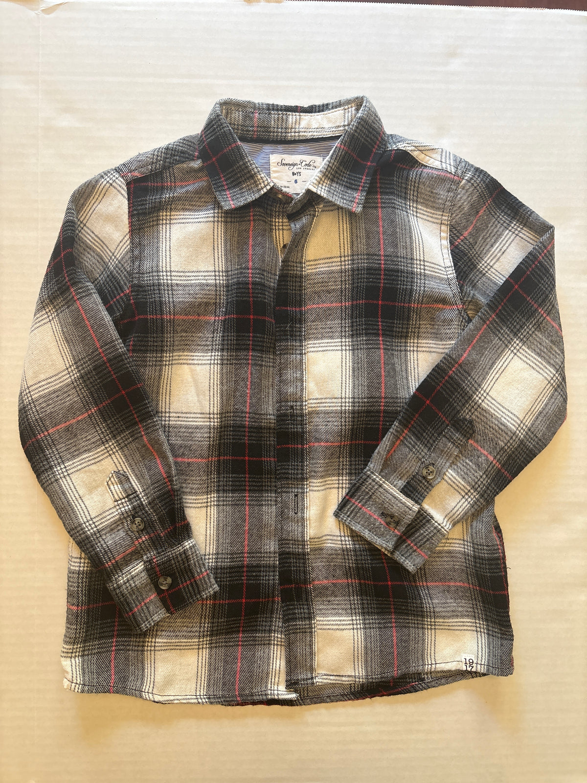 Seller 118 VGUC Boys Black/white/red flannel button down. Size 6