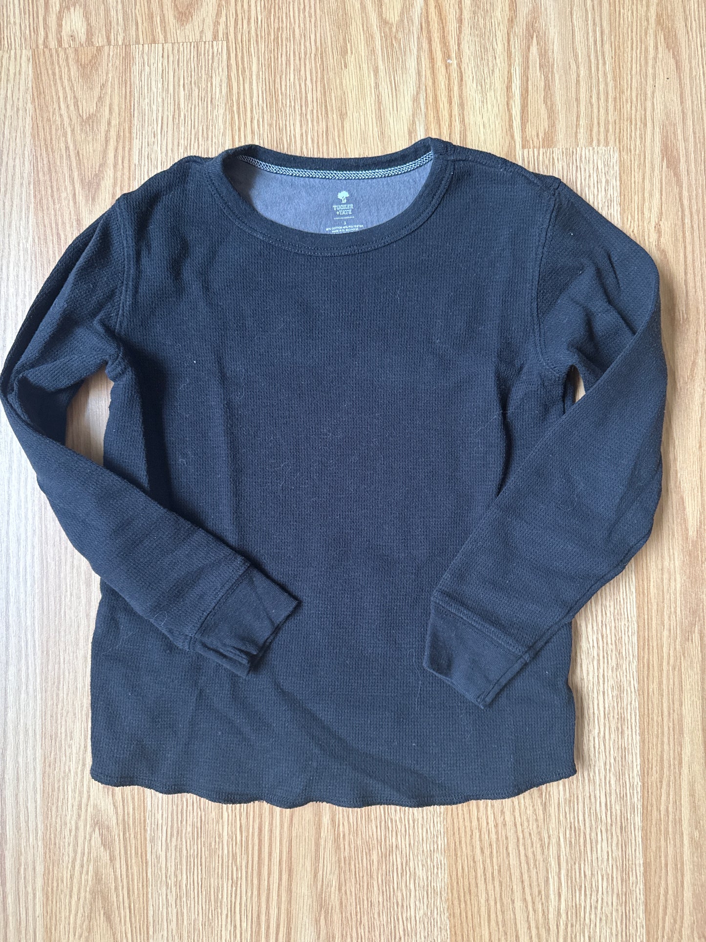 178 Tucker + Tate 3t boys black waffle shirt VGUC