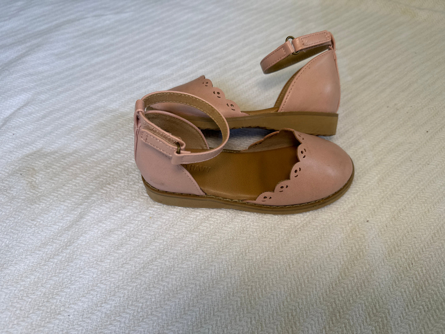 Seller #127 Girls Shoes size 9
