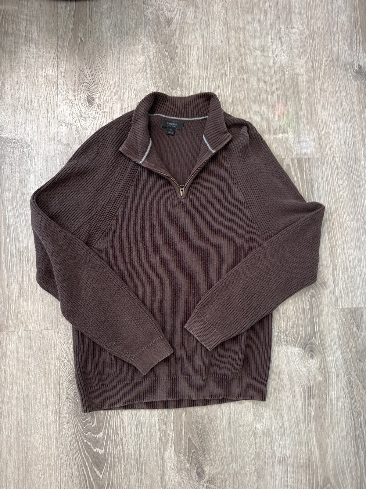#149 Men’s M Express 100% cotton Brown quarter zip sweater