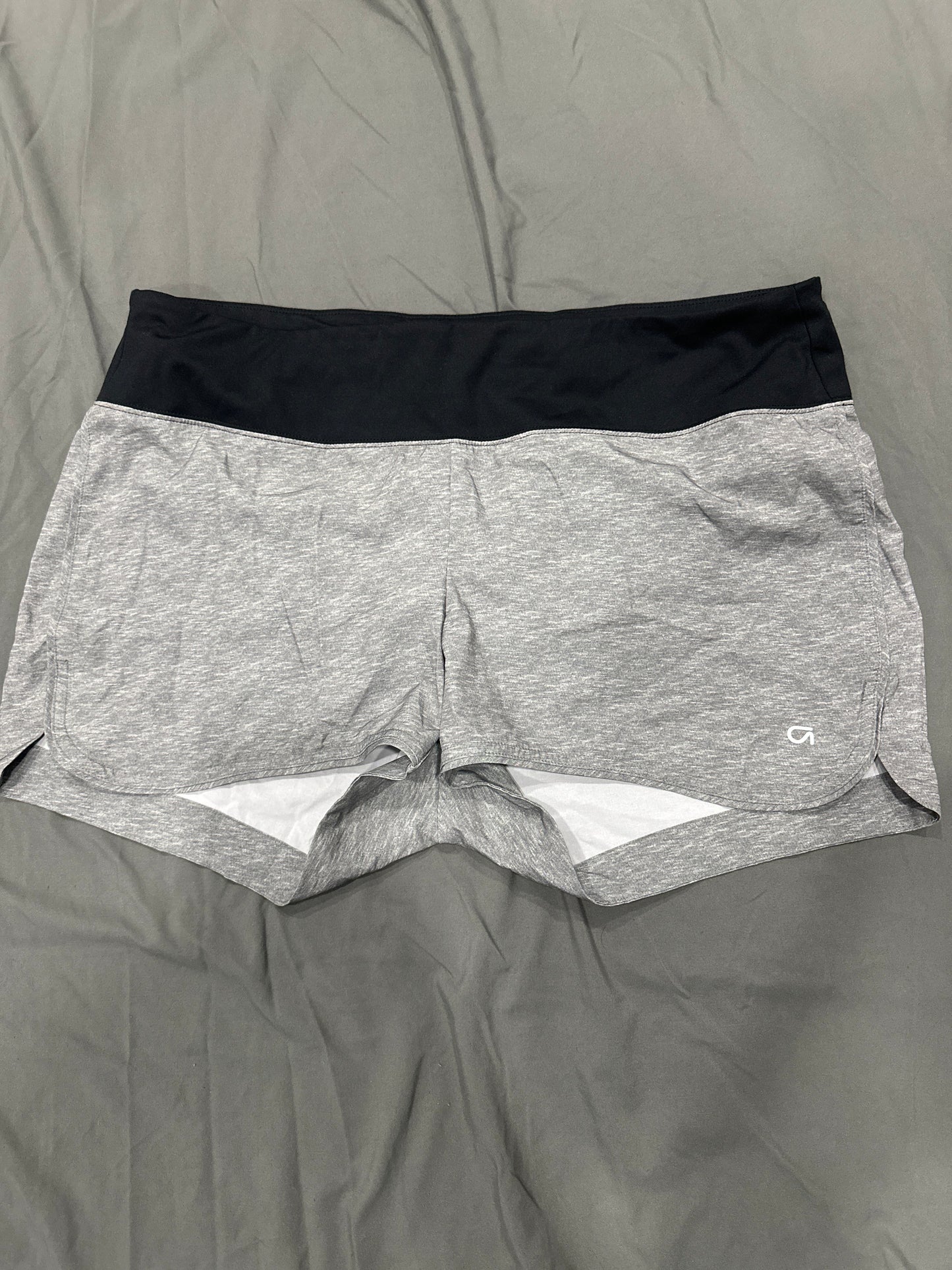 Seller 125, maternity running shorts, large