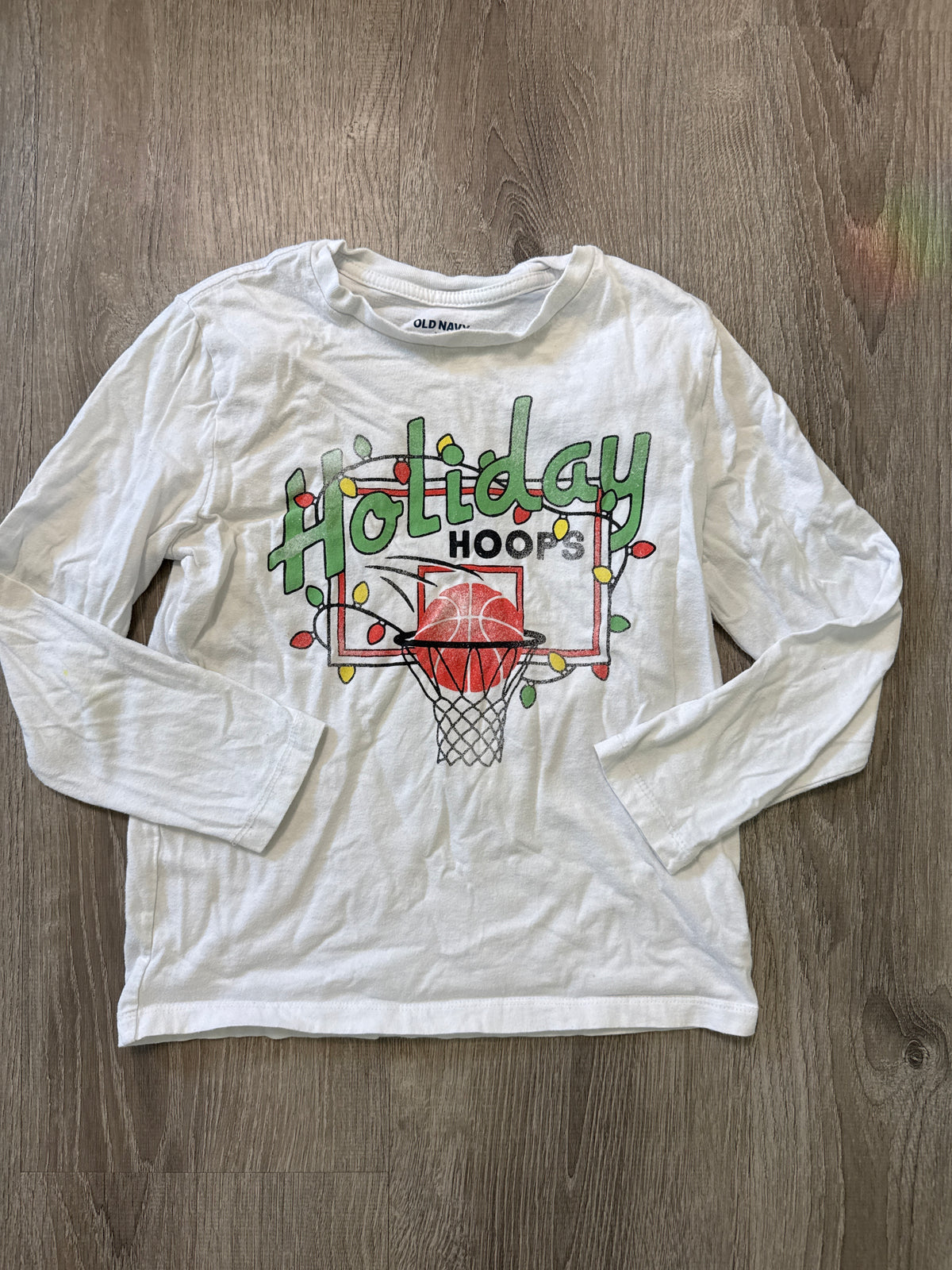 #149 Boys old navy size 8 holiday hoops long sleeve tshirt