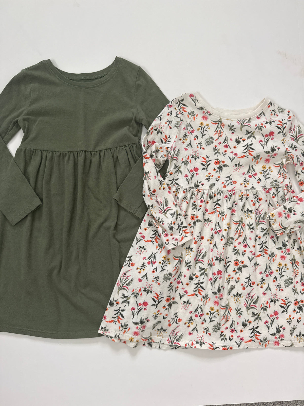 #64 Old Navy Green and Floral Dress Set 5T