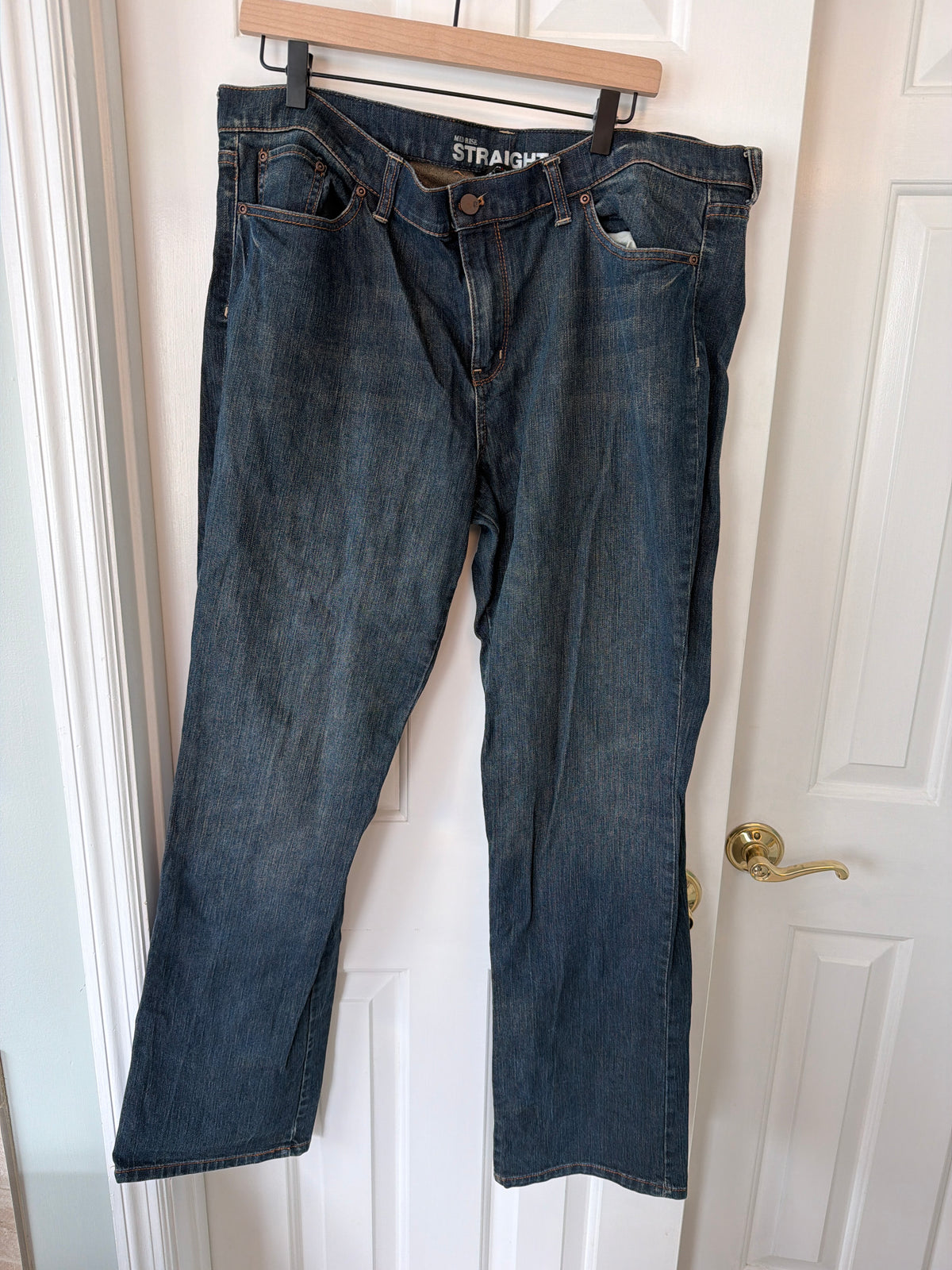 #47 jeans. Mid rise straight leg. Size 18. New York and company