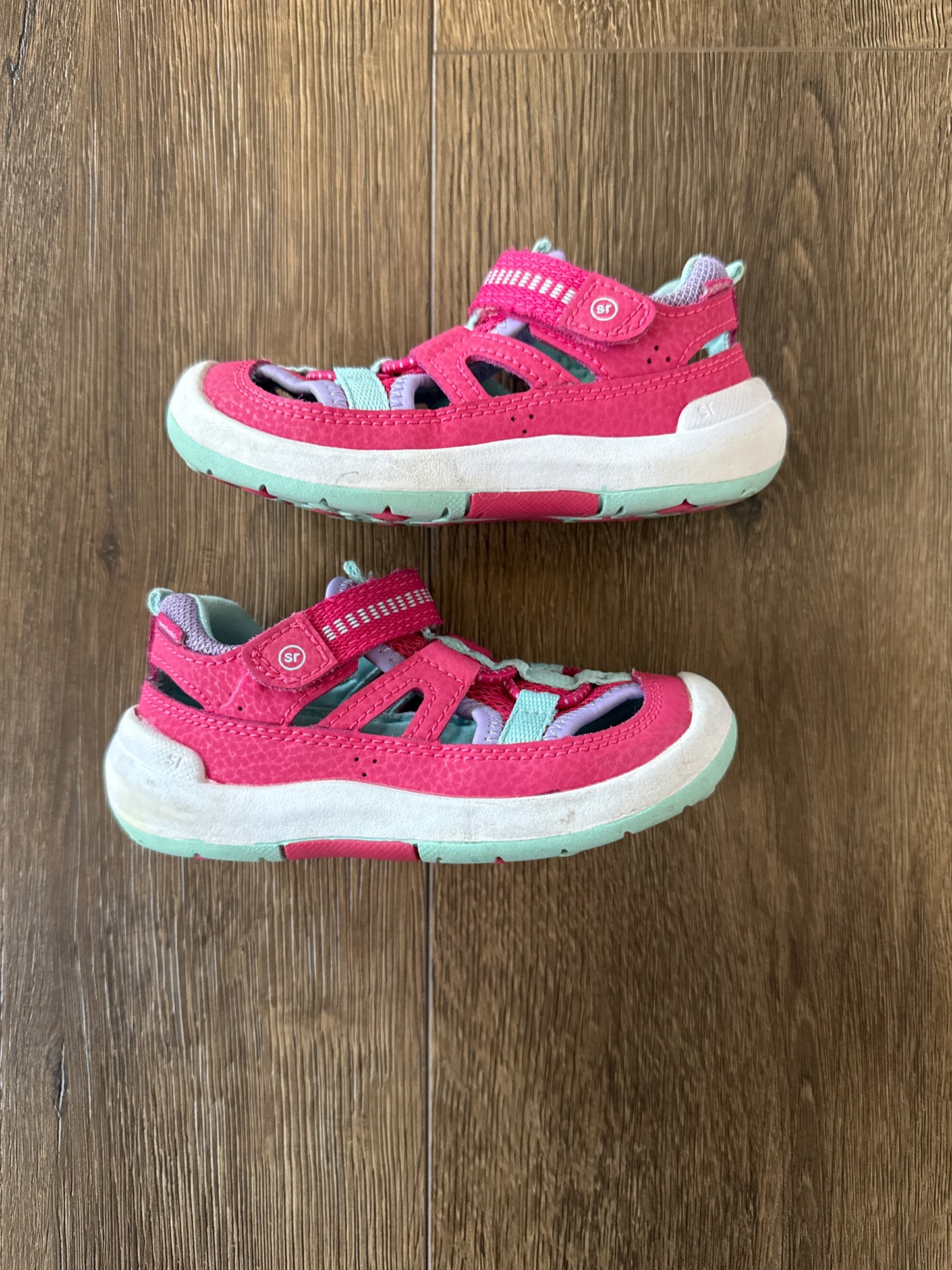 #173 Stride Rite girl 6.5M pink water sandal