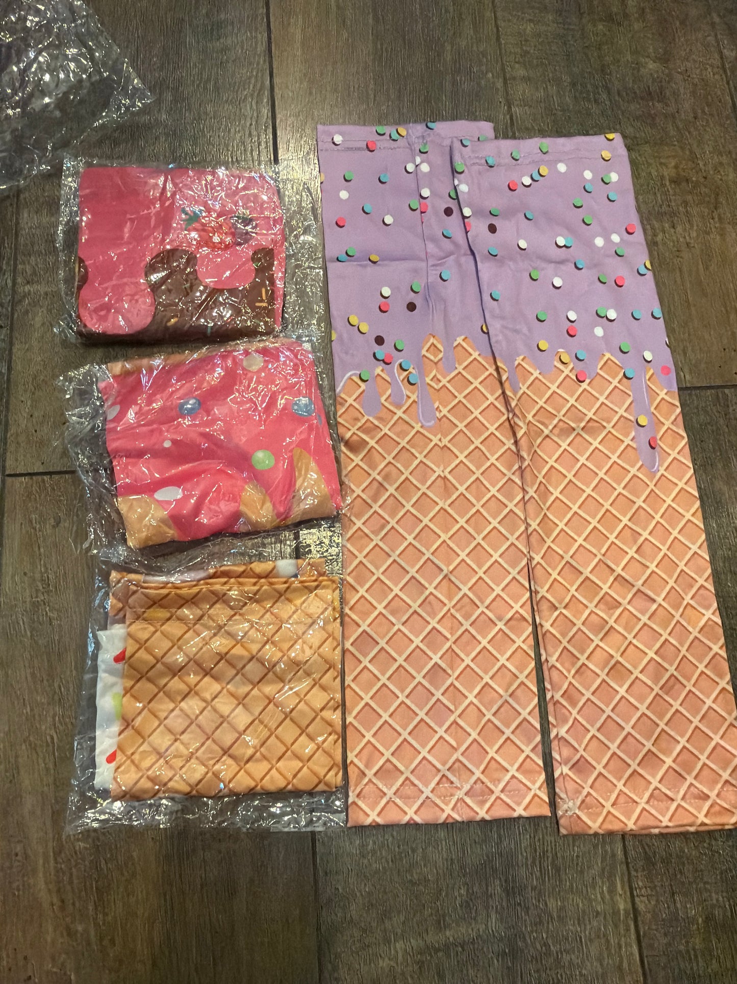 #107 new adult ice cream arm sleeves (4 sets)