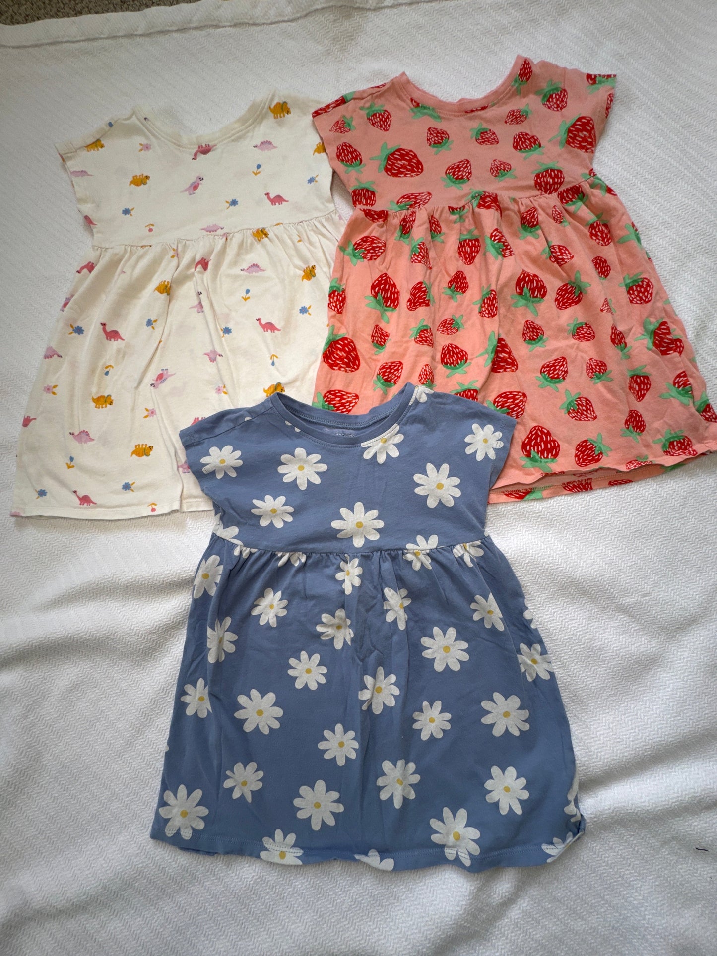 Seller #127 Girls 3T Old Navy T-shirt dress bundle