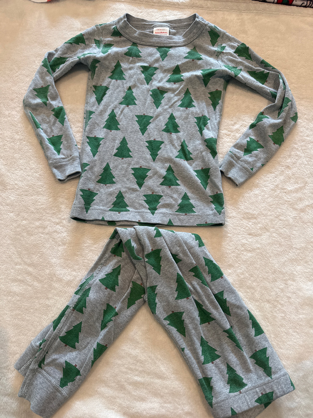 #81 Boys 5 110 Hanna Andersson tree pjs