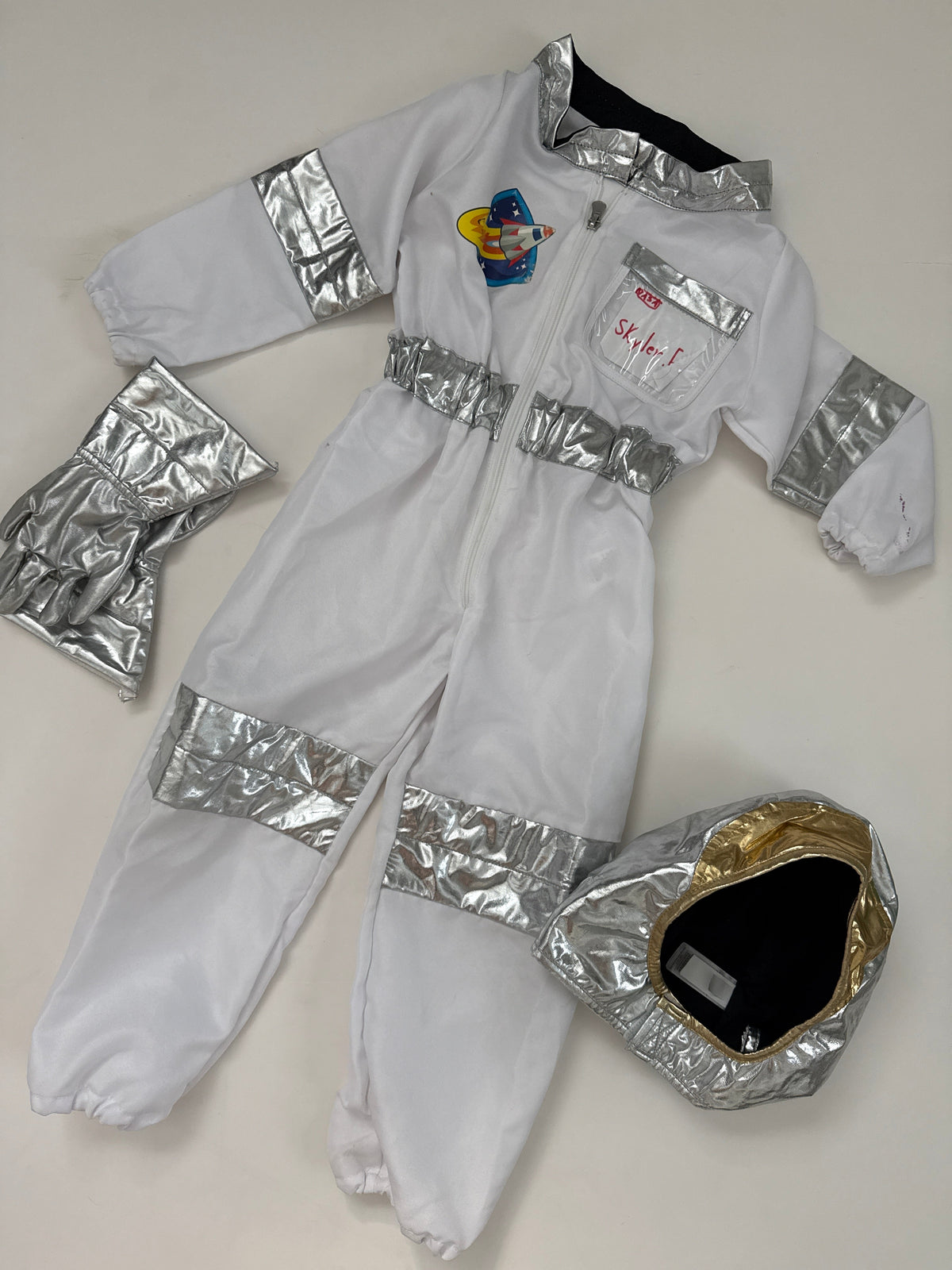 #64 Melissa and Doug Astronaut Costume Ages 3-6