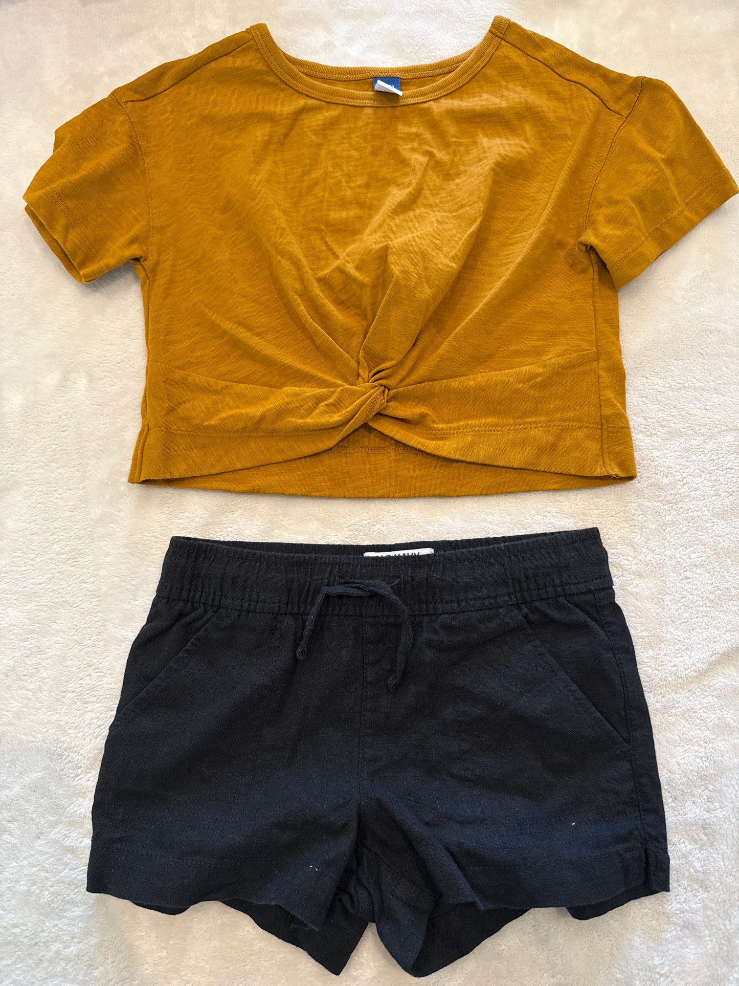 #46 Girls 5 oldnavy top and bottom- bottoms are linen euc