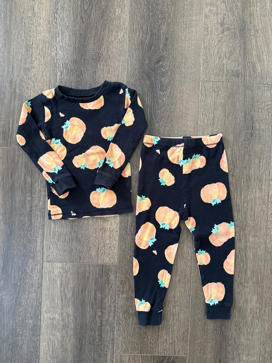 #173-Burts Bee's Baby pumpkin pajamas size 24m