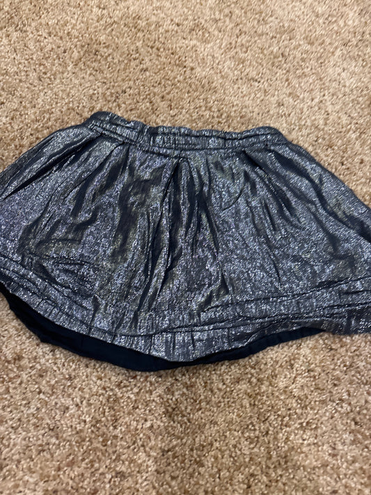 #47, girls Gap silver sparkle skirt Size 4T
