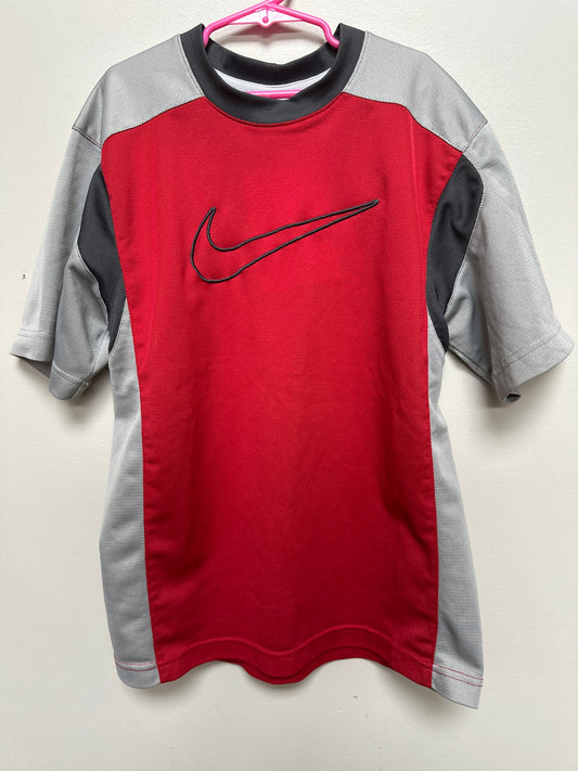 #130 Nike Boys Sz 10-12 Shirt