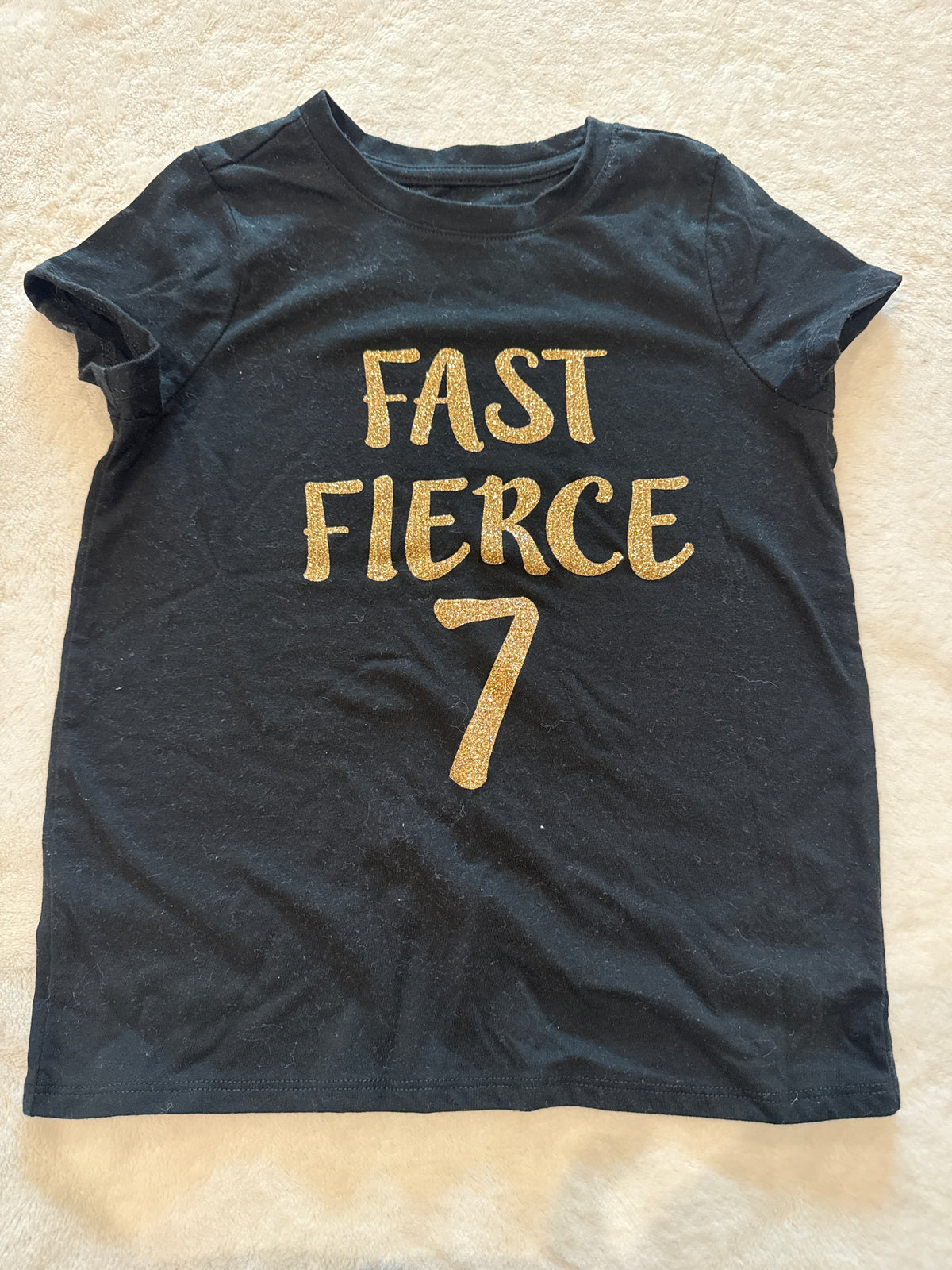 #81 Girls 6/7 Cat and Jack 7th birthday shirt euc
