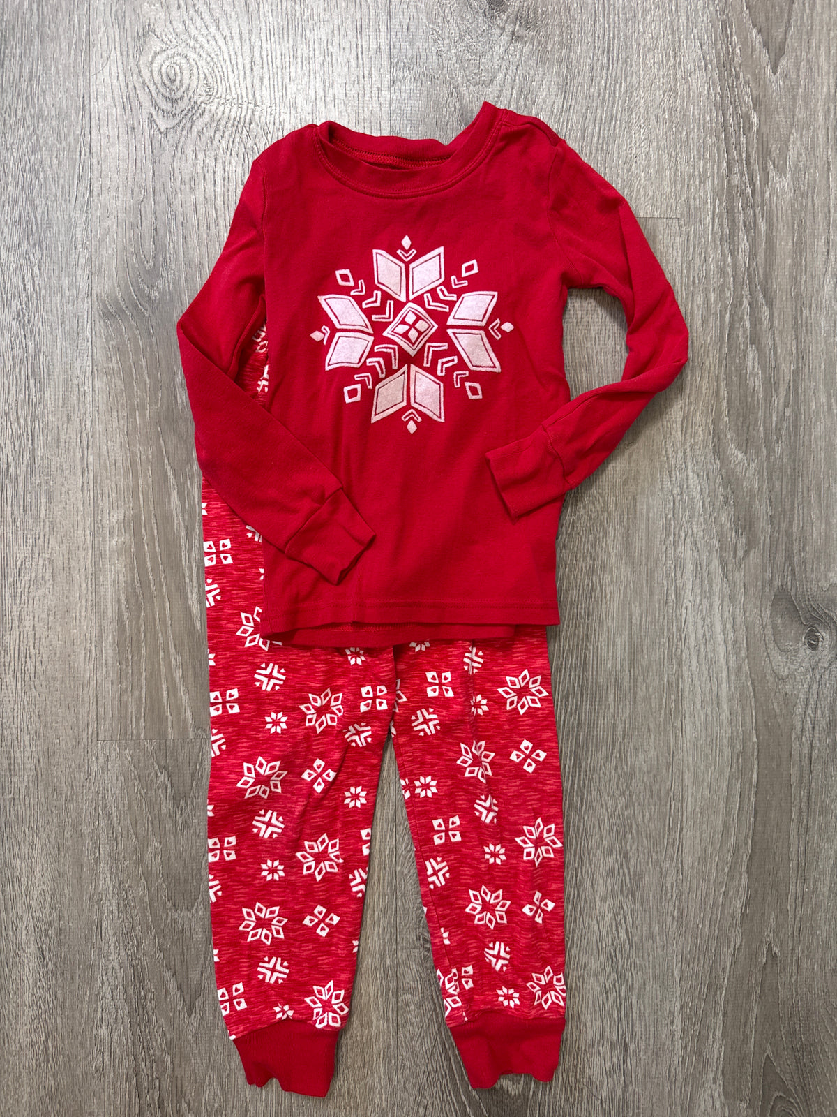 #149 Girls 4T Gymboree snowflake pajamas