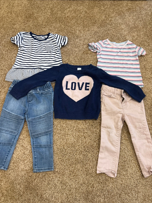 #47, girls 2T bundle, Carter’s, Gap