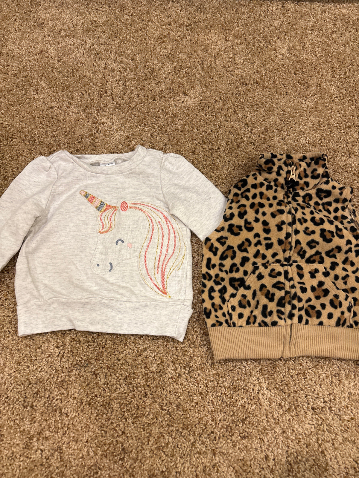 #47, girls size 3mo, Carter’s white crewneck sweatshirt and leopard print vest