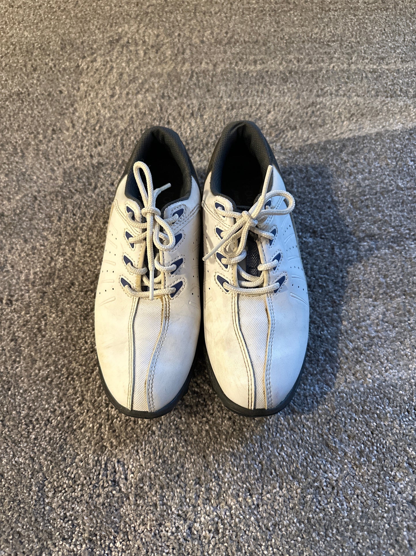 #133 Boys Golf Cleats Shoes Sz 3 FootJoy