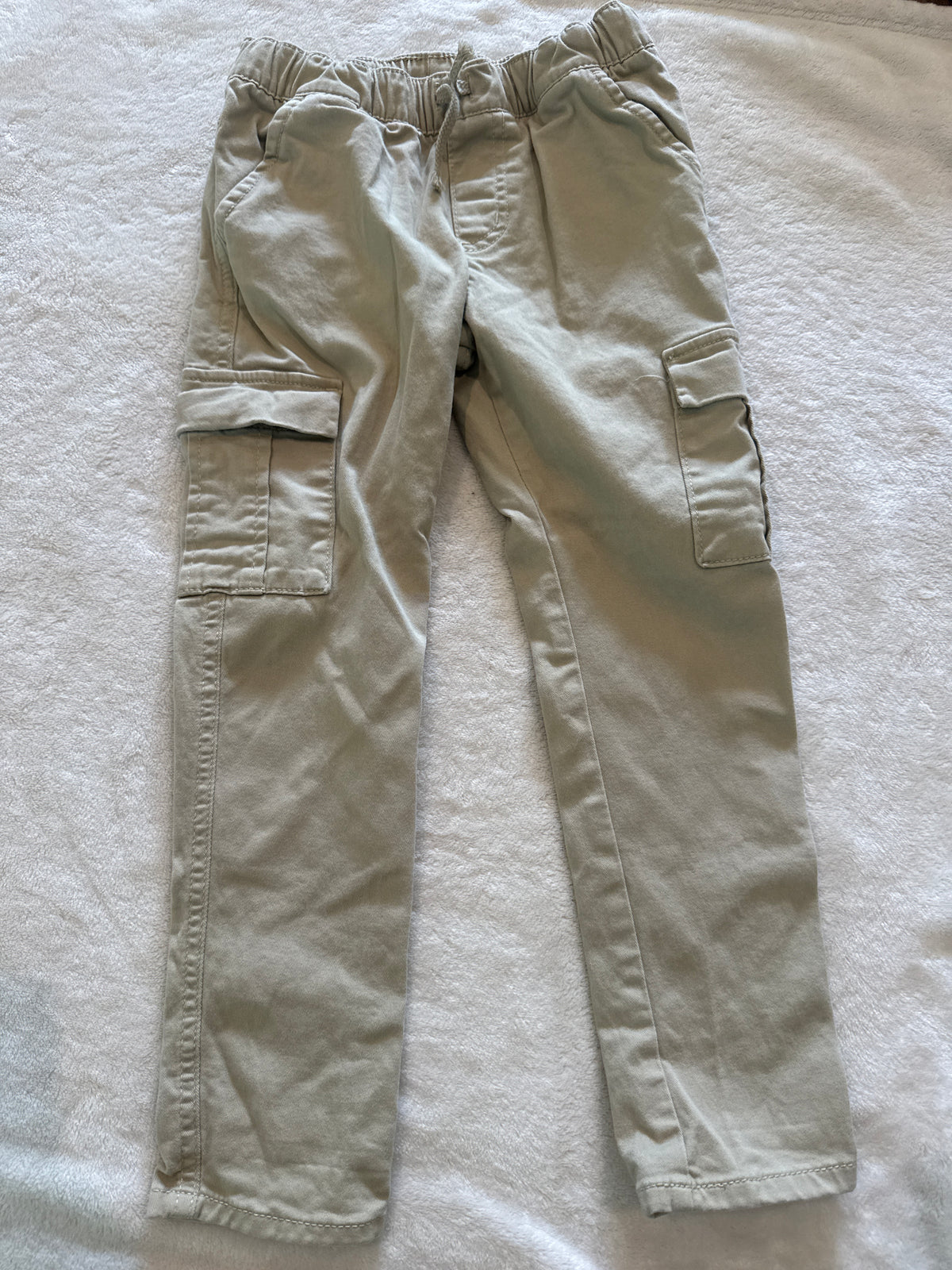 #81 Boys 5 cat and Jack khaki pants