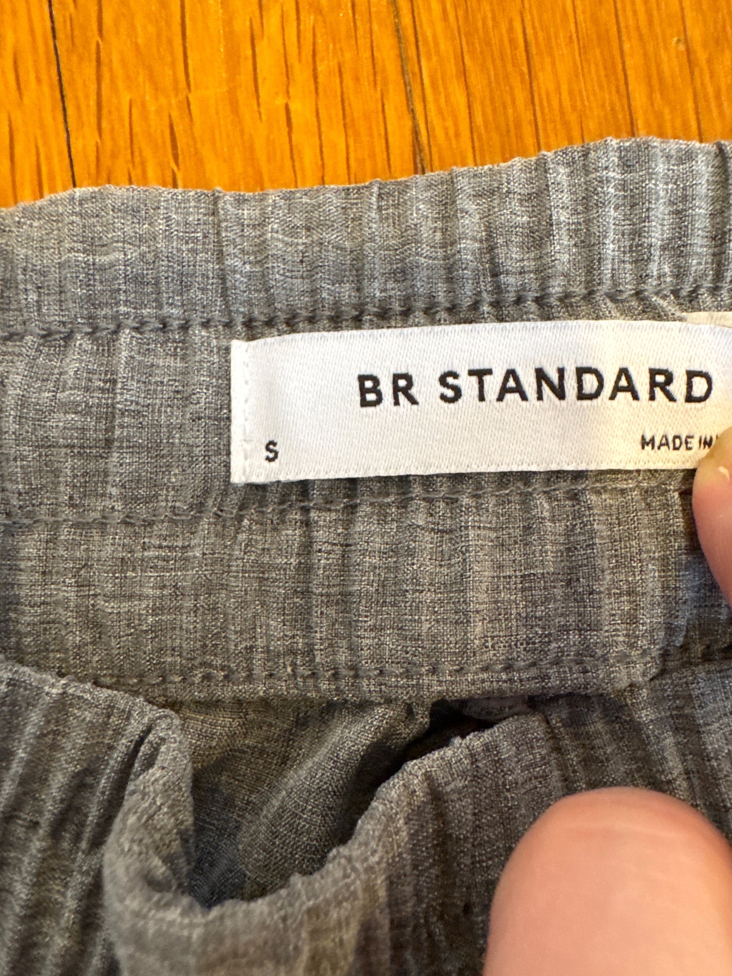 Seller #127 Women’s Banana Republic Joggers Size small