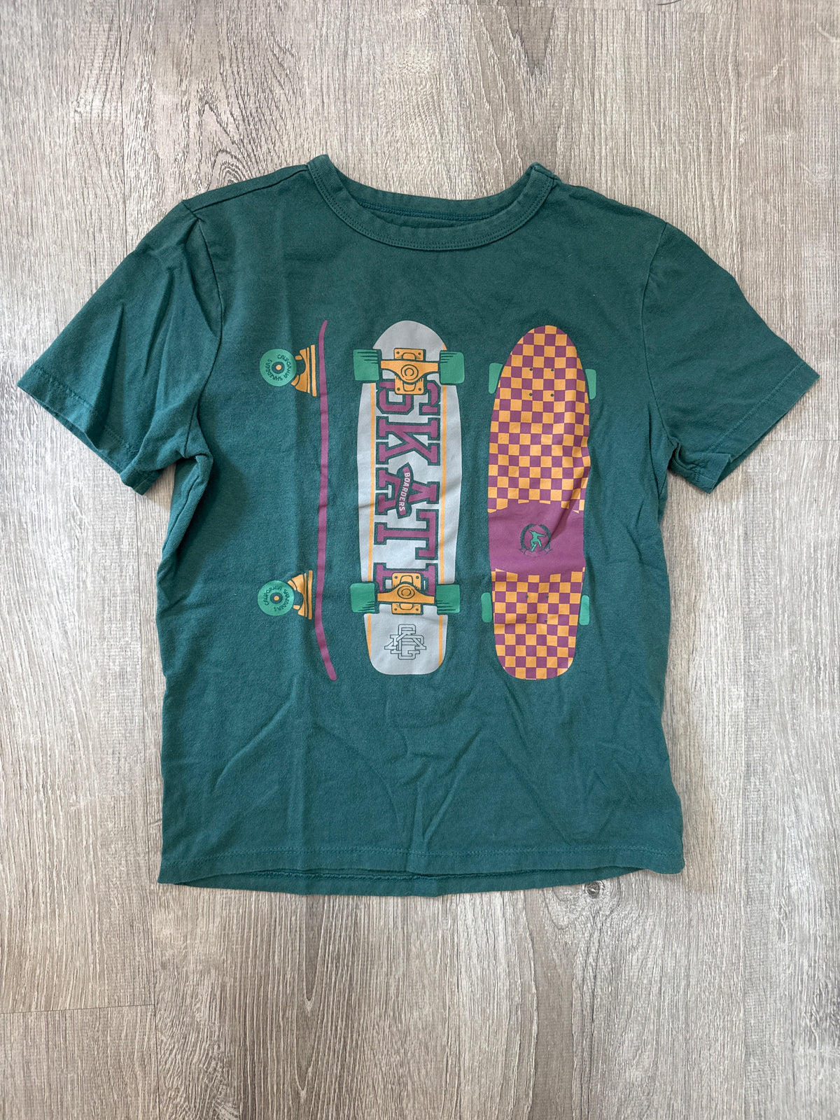 #149 Boys M (8) Gap organic cotton skateboard shirt