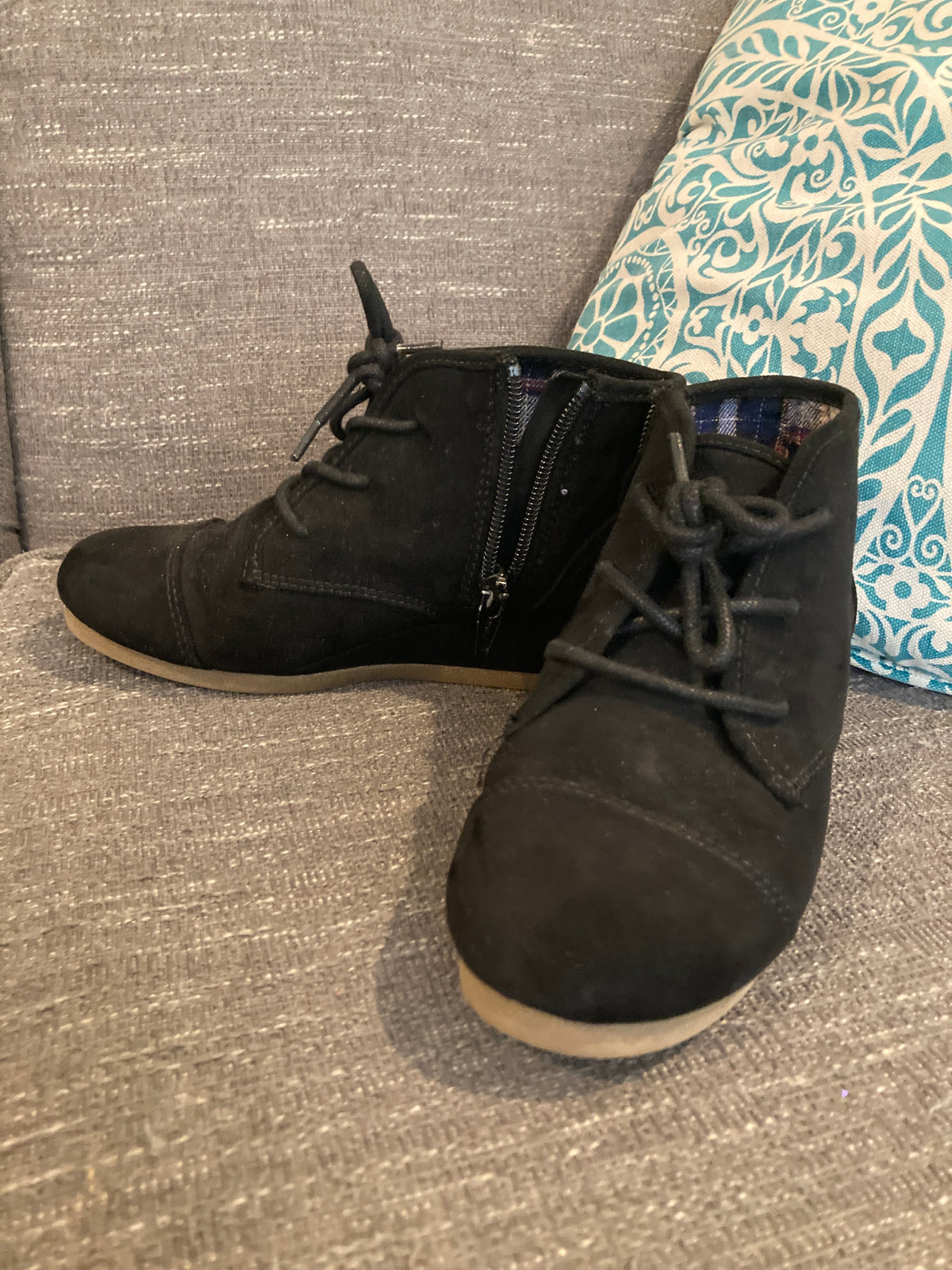 Seller #60 Girls 1 Black Suede, Zip Booties